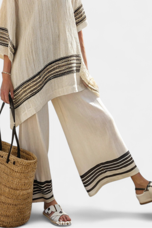 Harlowe | Elegante Top de Lino con Rayas Negras y Pantalones Fluidos