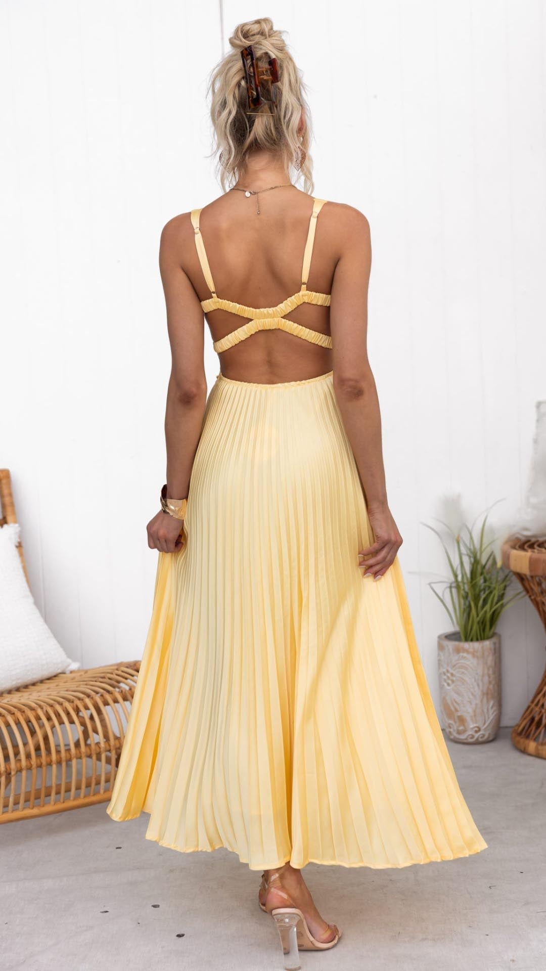 Malka™ | Vestido largo plisado con escote en V