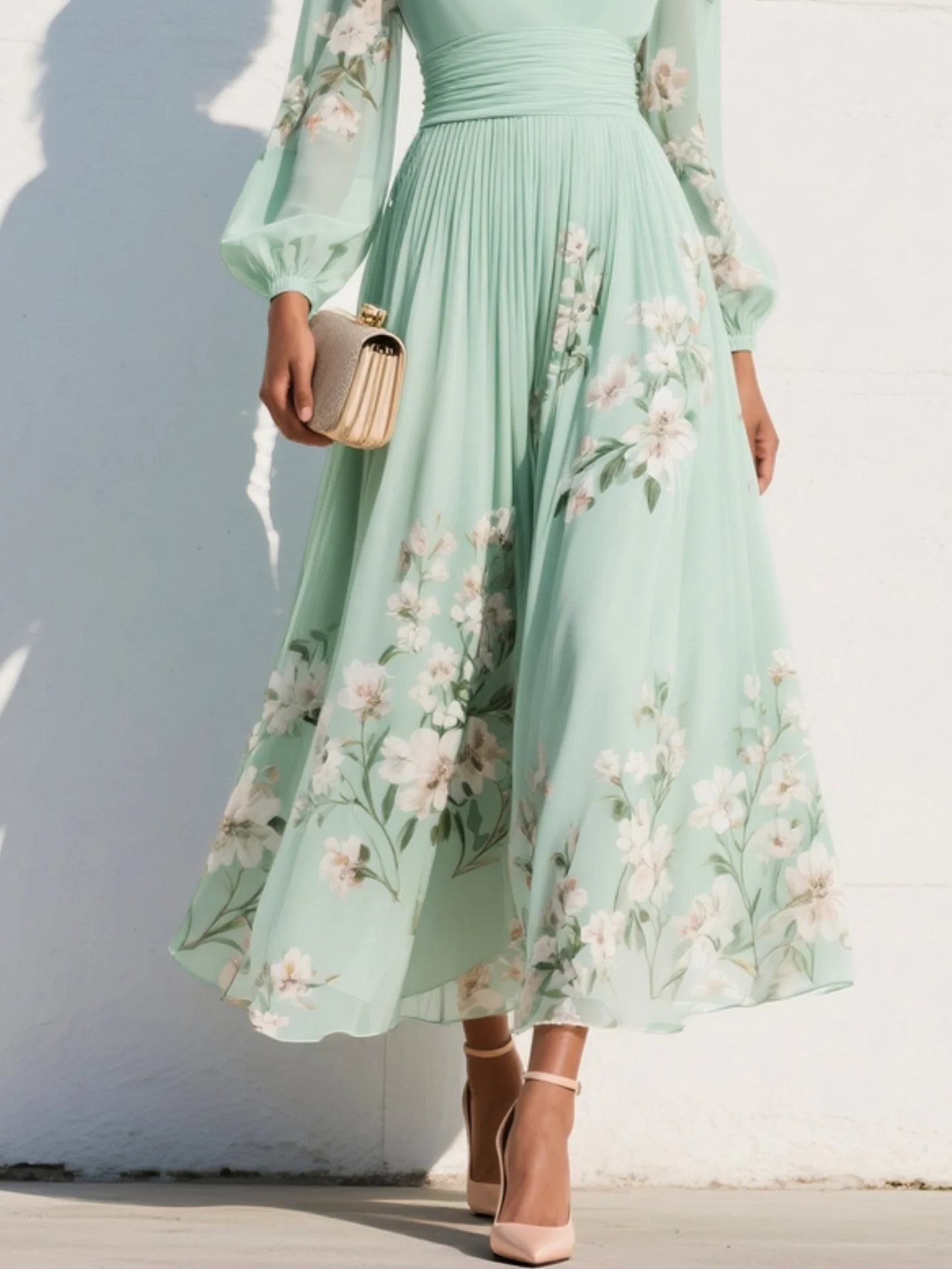 Hélène · Vestido midi plisado con bordado floral