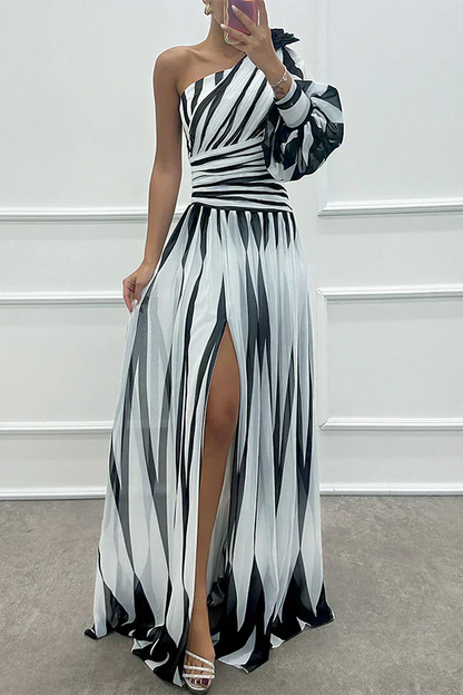 Shiloh - Vestido Maxi Elegante a Rayas con Hombro Descubierto