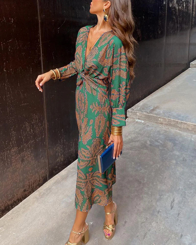 Maite™ | Vestido Elegante con Frontal Torcido