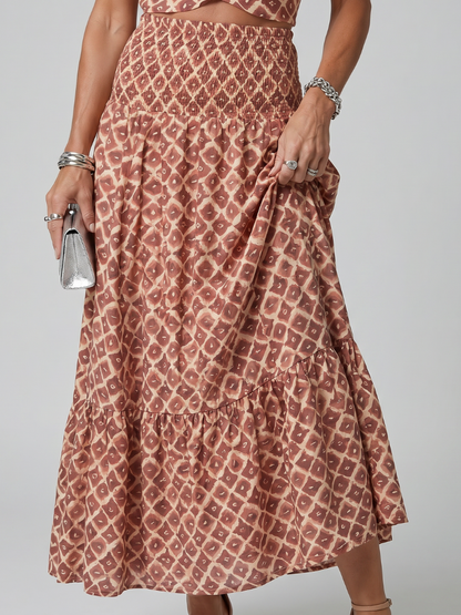 Amira | Vestido midi con escote cruzado y estampado geométrico