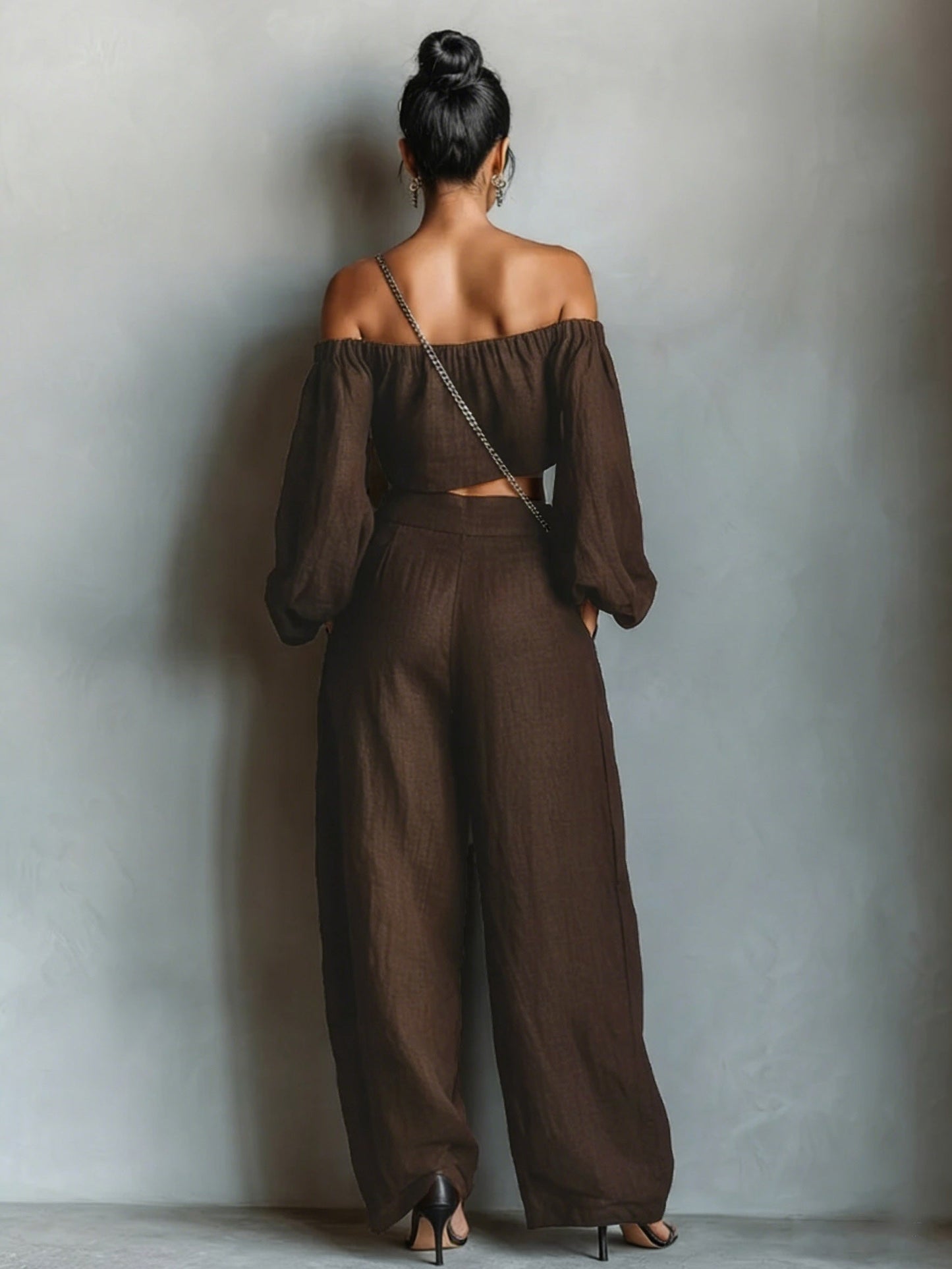 Tiana || Conjunto con escote off-shoulder y pantalón amplio