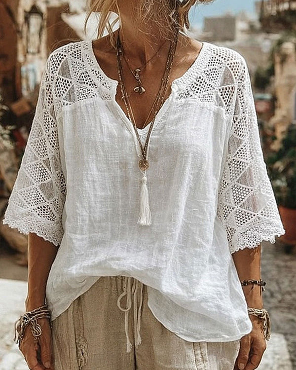 Lara - Blusa con Cuello en V y Detalle de Encaje