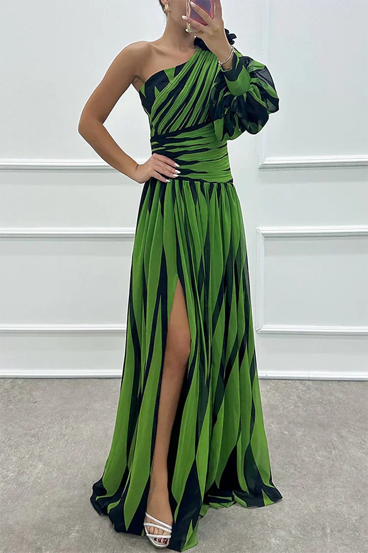 Shiloh - Vestido Maxi Elegante a Rayas con Hombro Descubierto