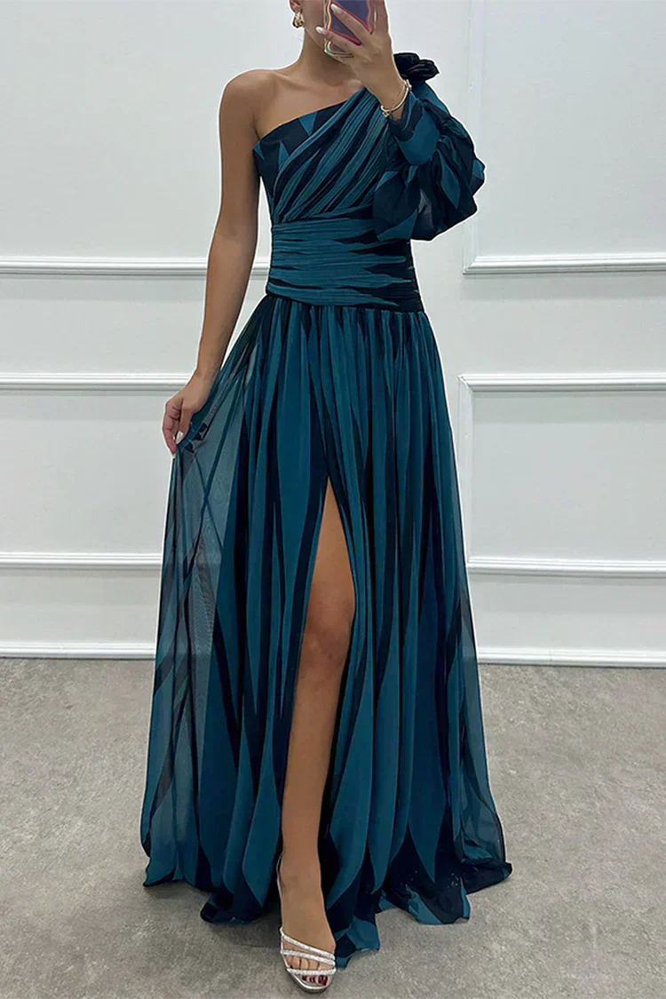 Shiloh - Vestido Maxi Elegante a Rayas con Hombro Descubierto