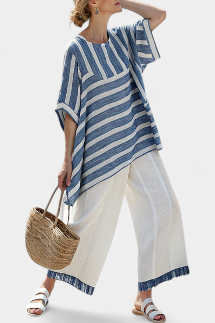 Corvielle | Top de Rayas Azules Sofisticado y Pantalones con Detalles en el Dobladillo