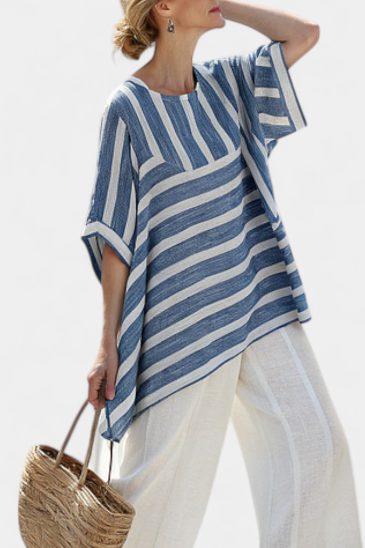 Corvielle | Top de Rayas Azules Sofisticado y Pantalones con Detalles en el Dobladillo