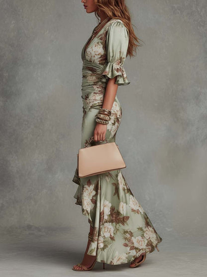 Anna - Vestido largo asimétrico de satén verde con escote en V, mangas acampanadas fruncidas y motivo floral