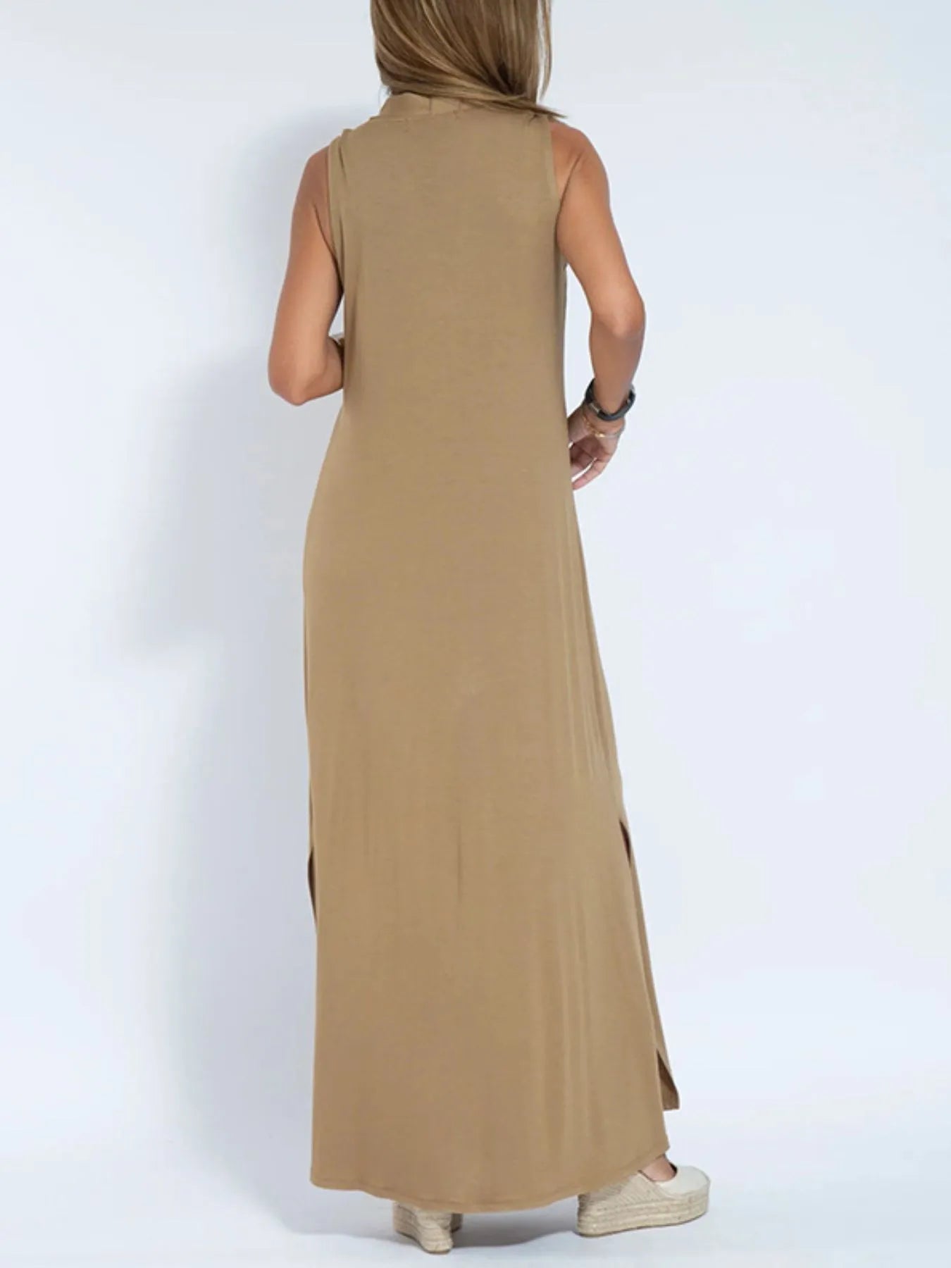 Vestido Maxi Sin Mangas de Talla Completa con Escote en V y Abertura Talla Grande