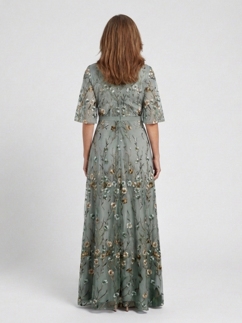 Stella & Grace™ | Vestido Maxi de Manga Corta con Escote en V Floral