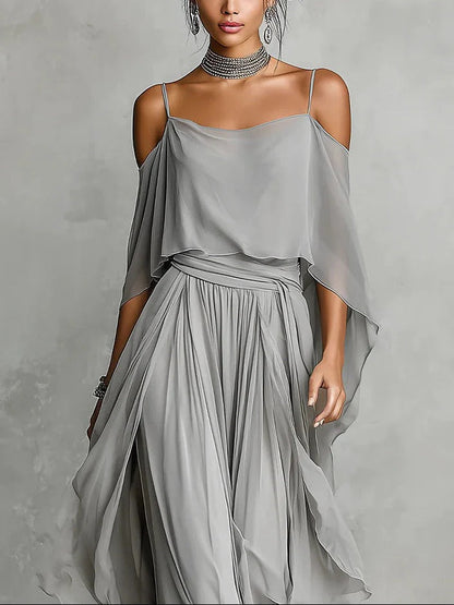 Isabela | Conjunto gris de top con tirantes de espagueti y pantalones ligeros