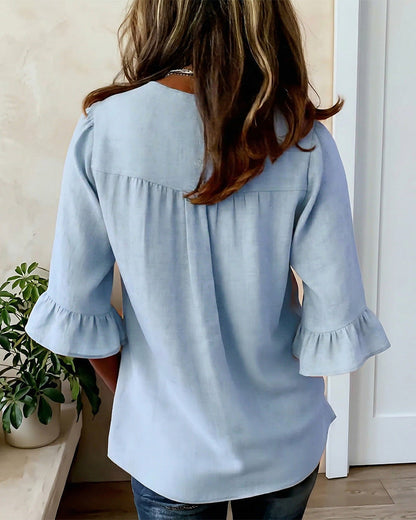 Chemisier Cuello en V con Botones de Madera y Mangas con Volantes